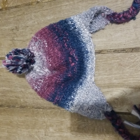 Ladies Billabong winter hat - Picture 1 of 6